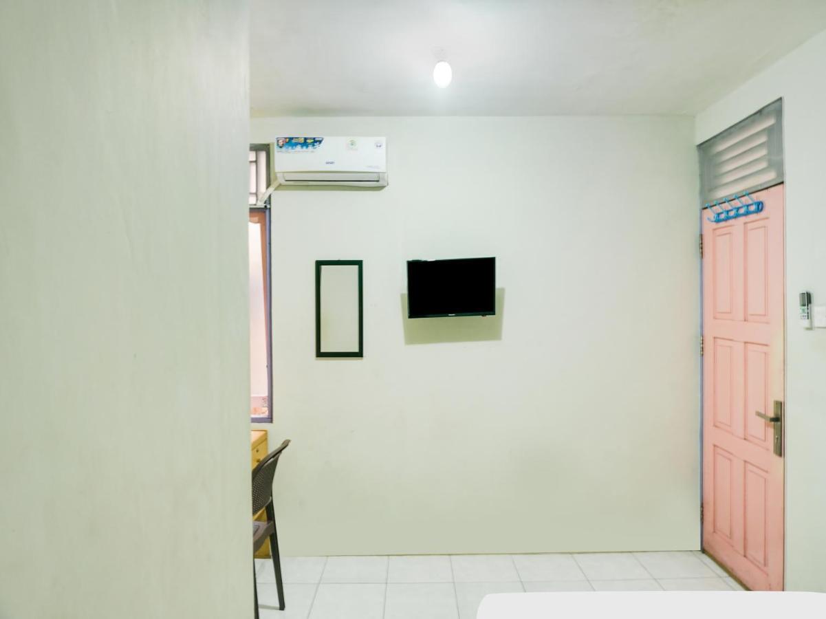 Oyo 2872 Garuda Guest House Banjarmasin  Ngoại thất bức ảnh