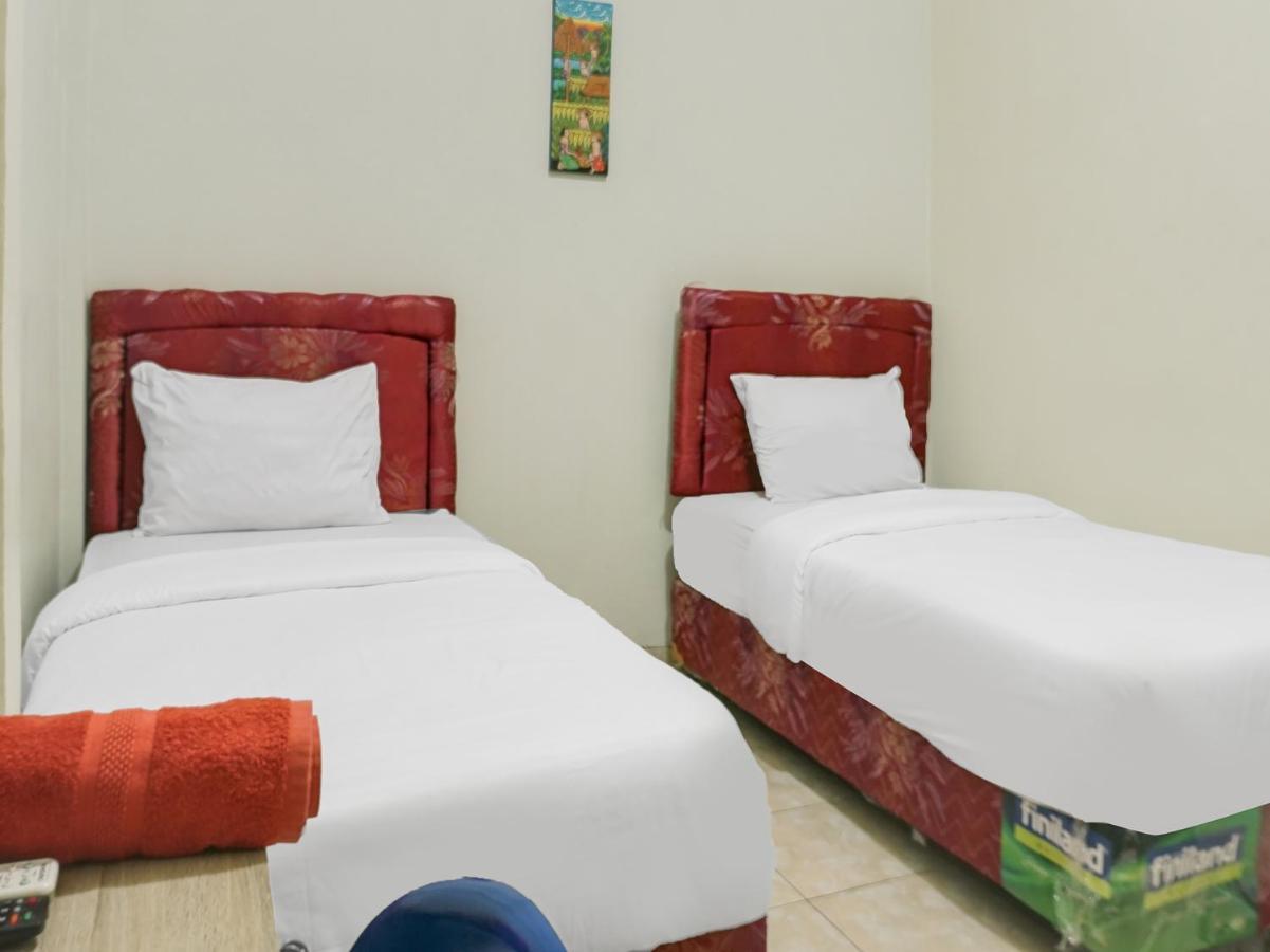 Oyo 2872 Garuda Guest House Banjarmasin  Ngoại thất bức ảnh